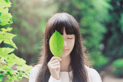 ​描写女子优雅的句子50句