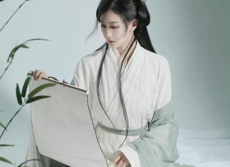 秋月下的美丽景色短句合集76条 秋月下的美丽景色短句合集76条
