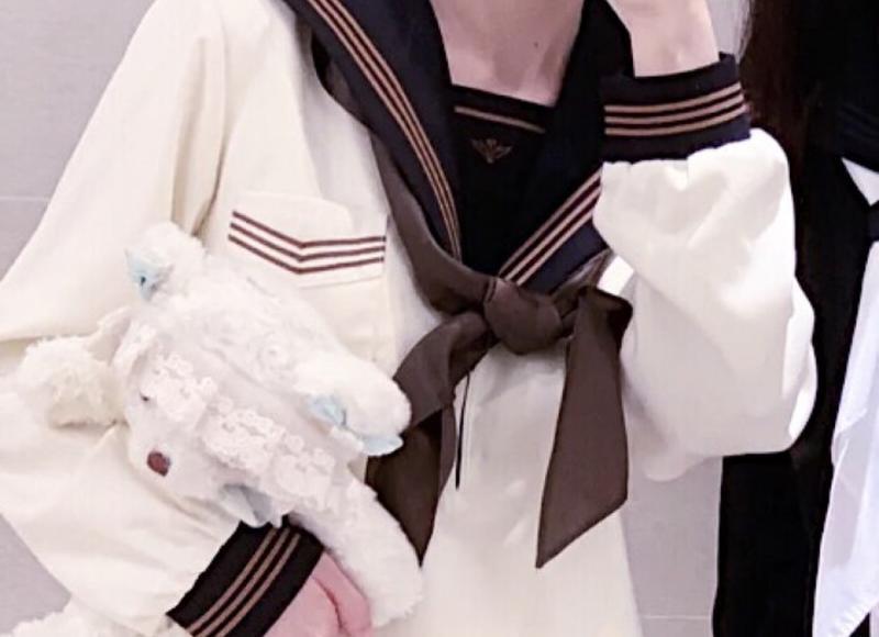 男生抖音简历文案搞笑（适合抖音简历的句子）