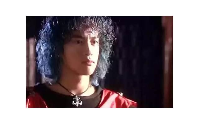 形容宣誓人庄严的短句集合76句 形容宣誓人庄严的短句集合76句