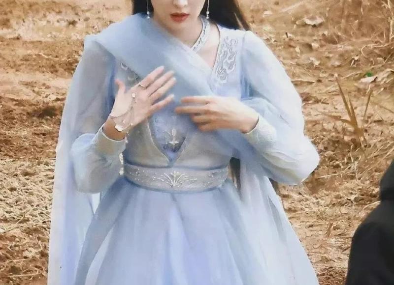 温柔伤感有哲理的句子[24条] (深夜伤感句子哲理)