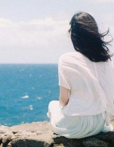 ​有关爱情女生个性伤感签名(精选99句)
