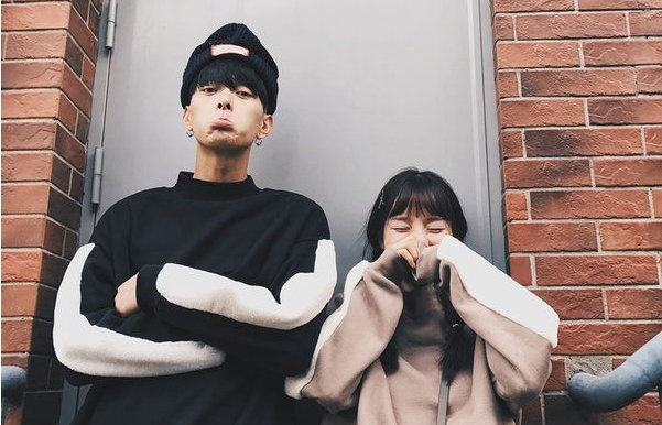 适合恋爱中的小情侣发的甜蜜情侣说说