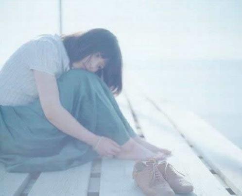 男生伤感个性签名唯美(伤感唯美短句签名个性网)
