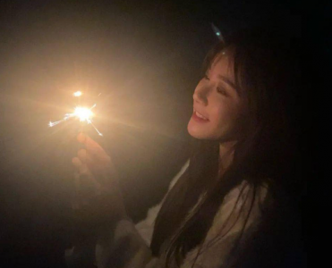 ​iu祝我生日快乐表情包