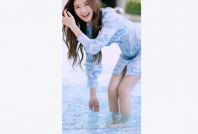 ​关于老师讲题的神态描写句子
